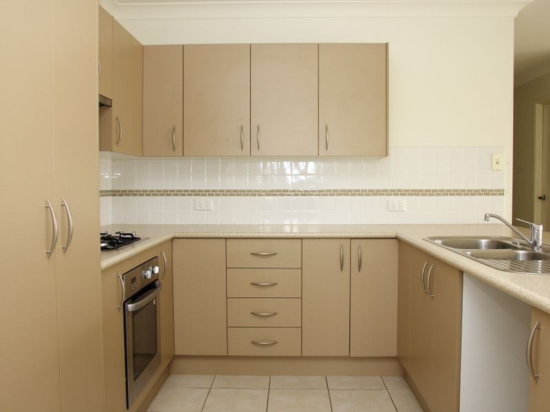 2/3 Francis Street, Cessnock NSW 2325
