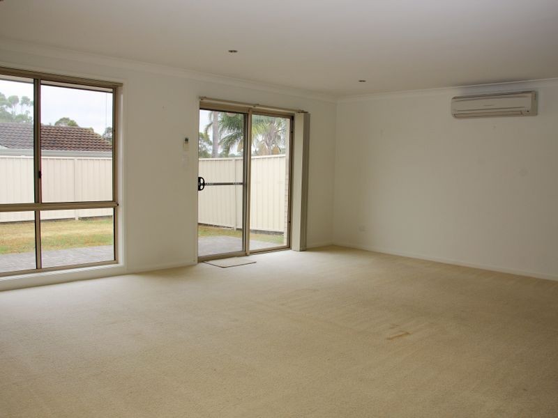 2/3 Francis Street, Cessnock NSW 2325