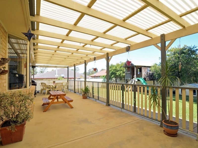 6 Shiraz Grove, Cessnock NSW 2325