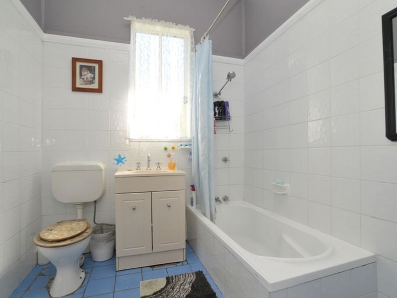 38 Cessnock Road, Weston NSW 2326