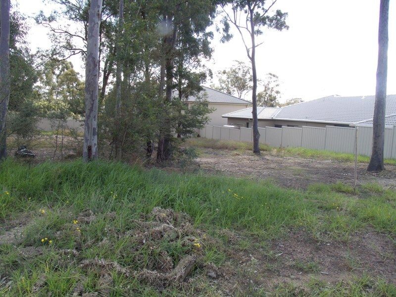 4 Traminer Grove, Cessnock NSW 2325