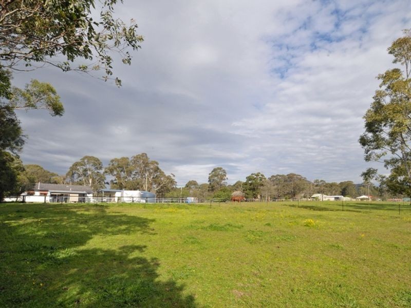 166 Sandy Creek Road, Ashtonfield NSW 2323