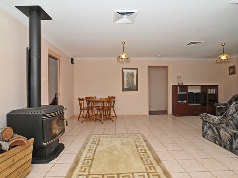 5 Sale Street, Greta NSW 2334