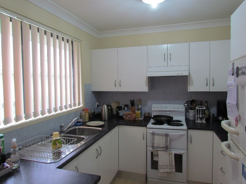 2/1 Melton Avenue, Cessnock NSW 2325