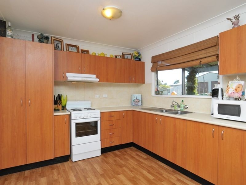 10 Hallam Street, Cessnock NSW 2325