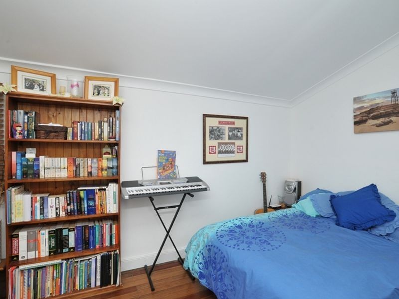 10 Hallam Street, Cessnock NSW 2325