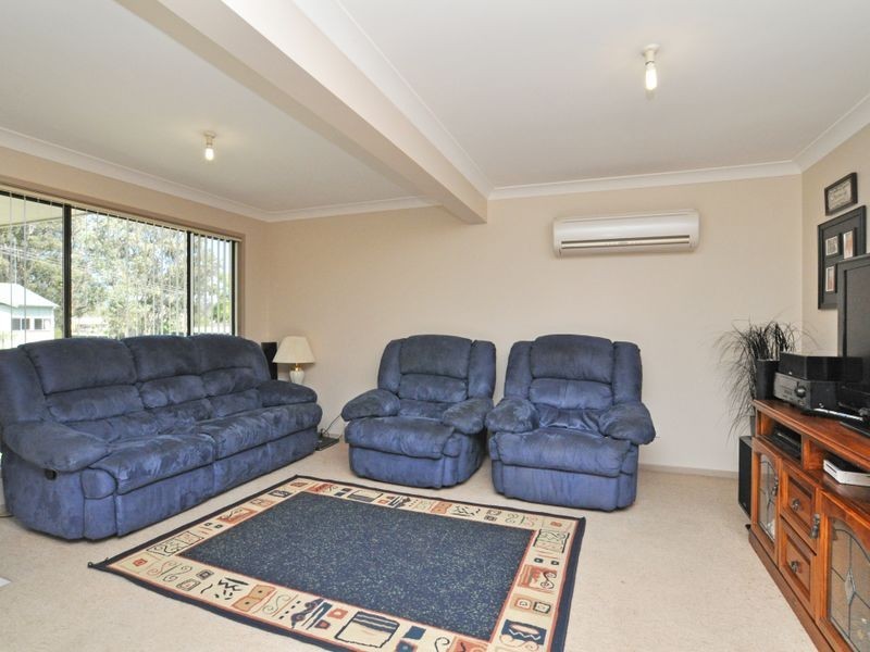 54 Alexander Street, Ellalong NSW 2325