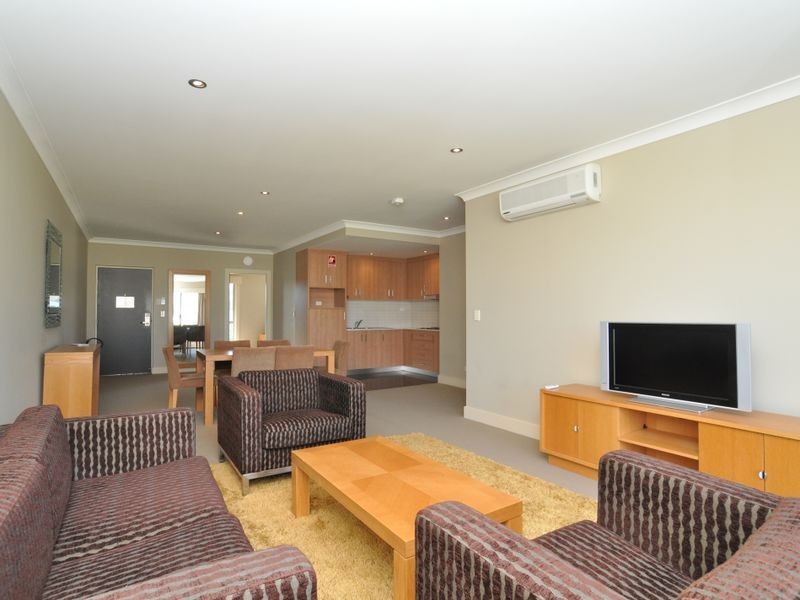 52/430 Wine Country Drive, Lovedale NSW 2325