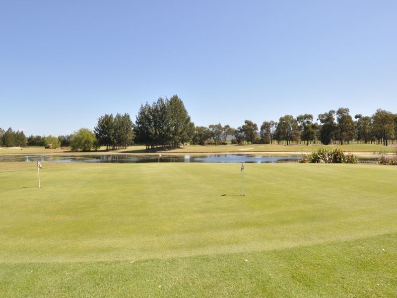 52/430 Wine Country Drive, Lovedale NSW 2325