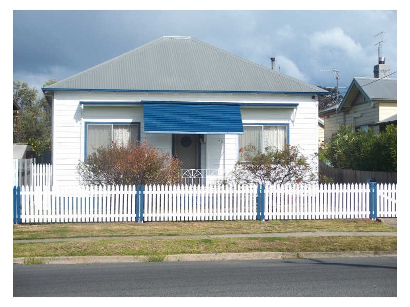 10 West Ave, Cessnock NSW 2325