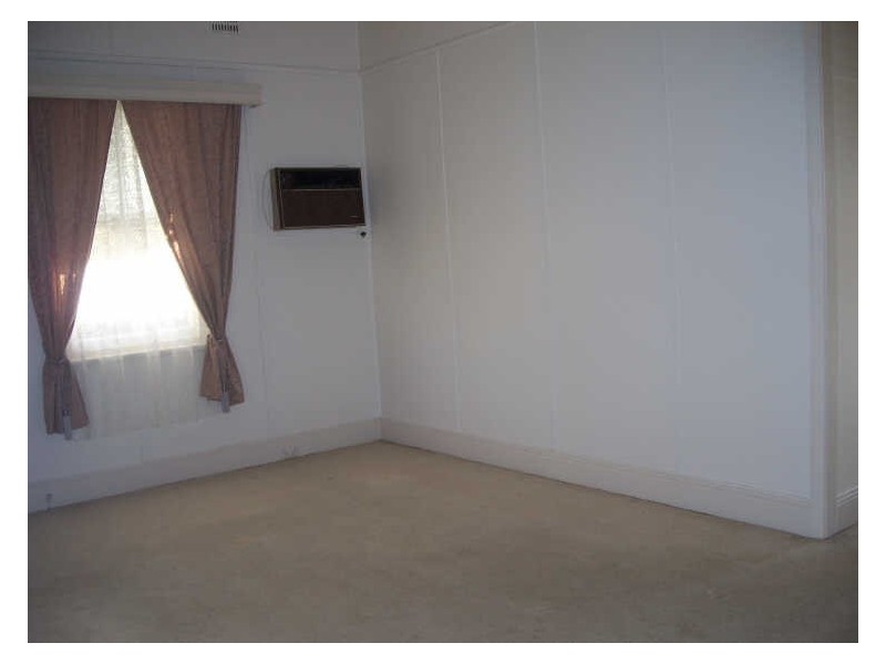 10 West Ave, Cessnock NSW 2325