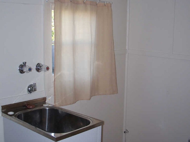 10 West Ave, Cessnock NSW 2325