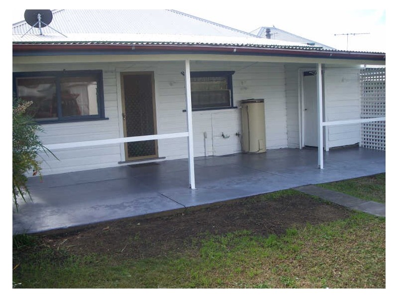 10 West Ave, Cessnock NSW 2325