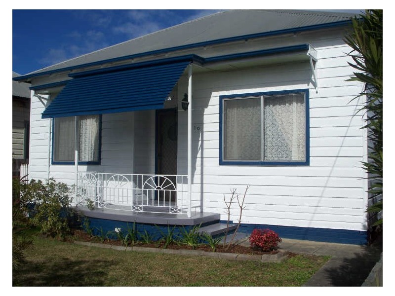 10 West Ave, Cessnock NSW 2325