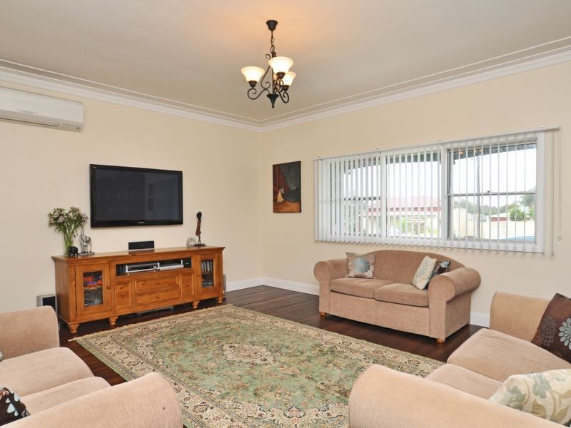 12 Margaret Street, Cessnock NSW 2325