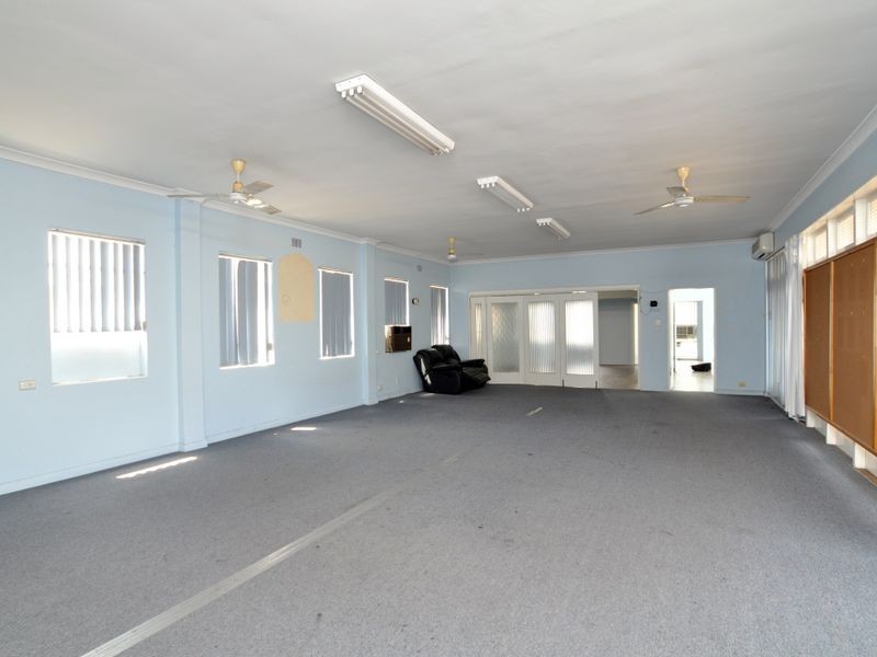 2 North Ave, Cessnock NSW 2325
