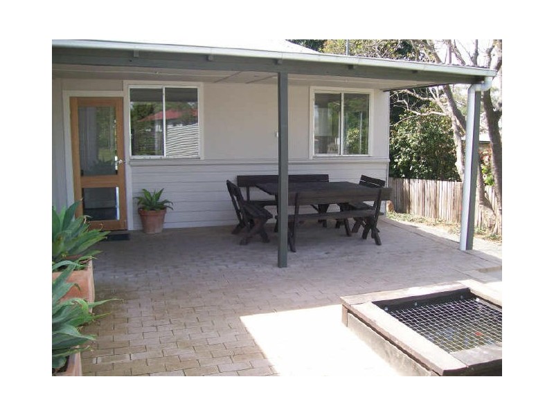 11 Buckland Ave, Cessnock NSW 2325