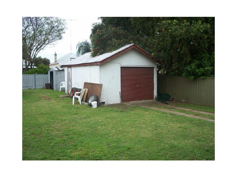 11 Davidson Street, Cessnock NSW 2325