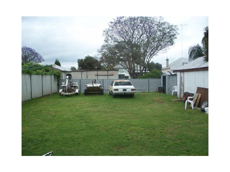 11 Davidson Street, Cessnock NSW 2325