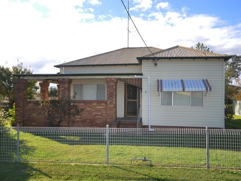8 Chidgey Street, Cessnock NSW 2325