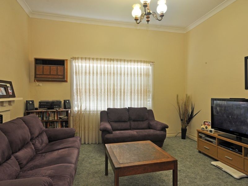 8 Chidgey Street, Cessnock NSW 2325