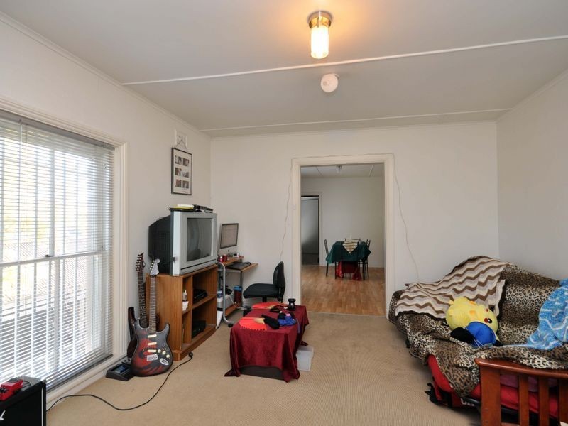 1 2 3 4/6 Millfield Street, Cessnock NSW 2325