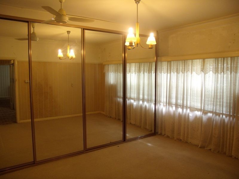 293 Maitland Rd, Cessnock NSW 2325