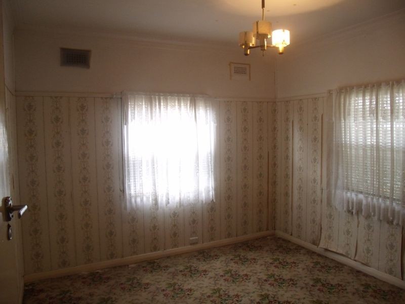 293 Maitland Rd, Cessnock NSW 2325