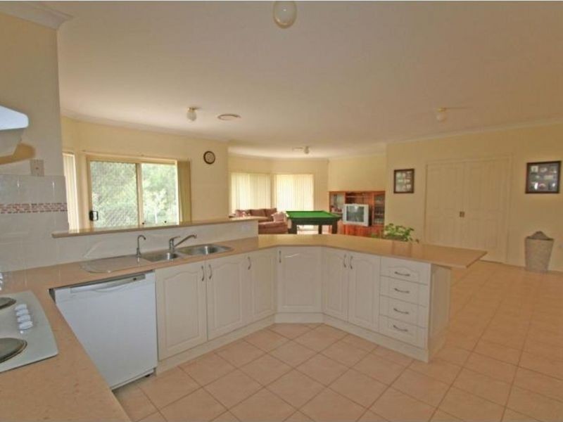 11 Echidna Close, Bellbird NSW 2325