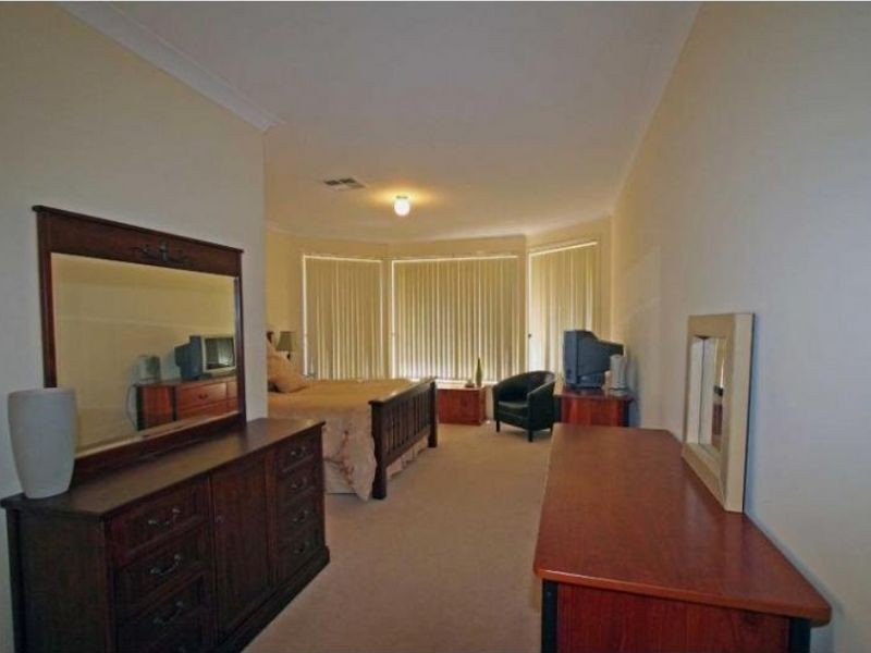 11 Echidna Close, Bellbird NSW 2325