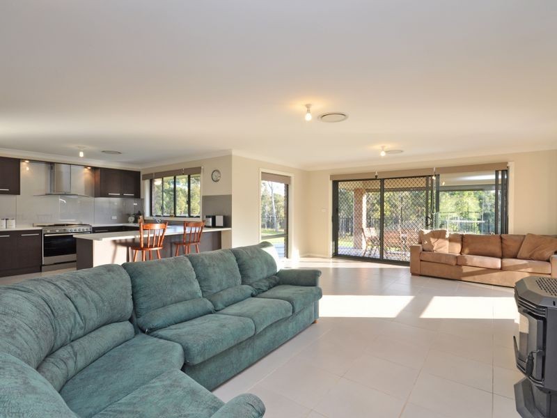 222 Ellalong Road, Ellalong NSW 2325