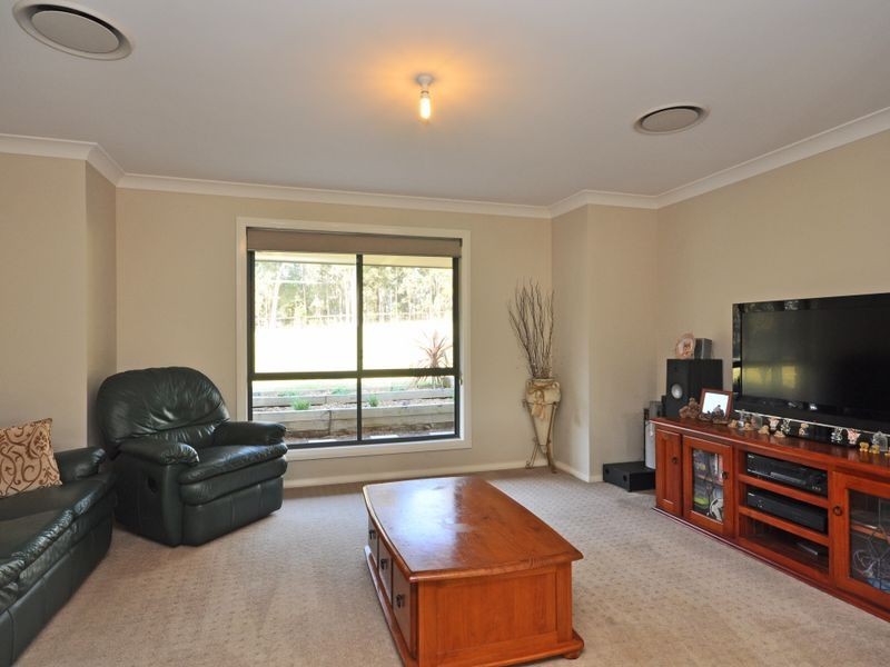 222 Ellalong Road, Ellalong NSW 2325