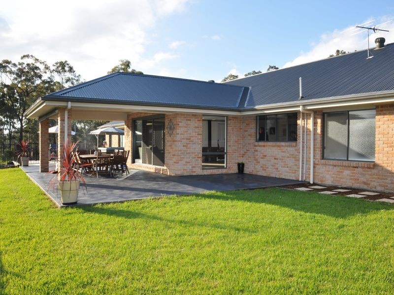 222 Ellalong Road, Ellalong NSW 2325