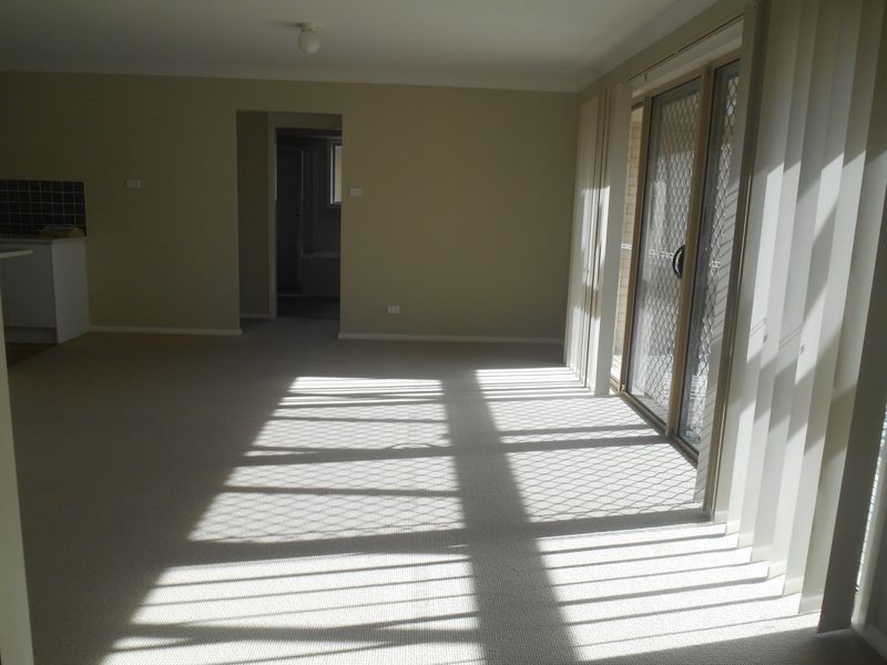 2/22 Alpine Avenue, Cessnock NSW 2325