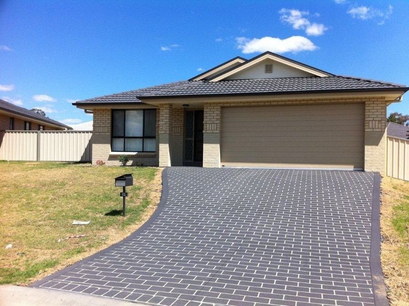 30 Garland Road, Cessnock NSW 2325