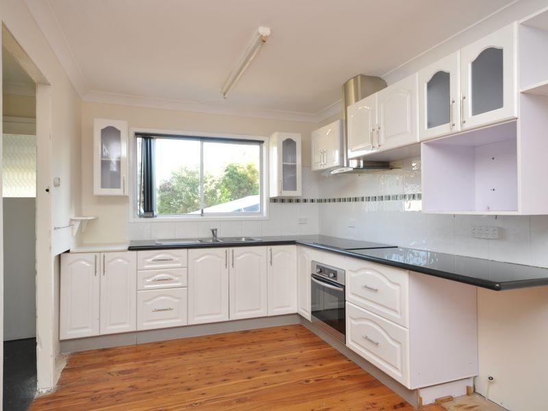 36 Eighth Street, Weston NSW 2326