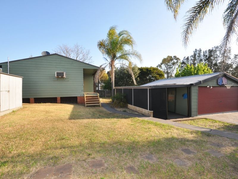 36 Eighth Street, Weston NSW 2326