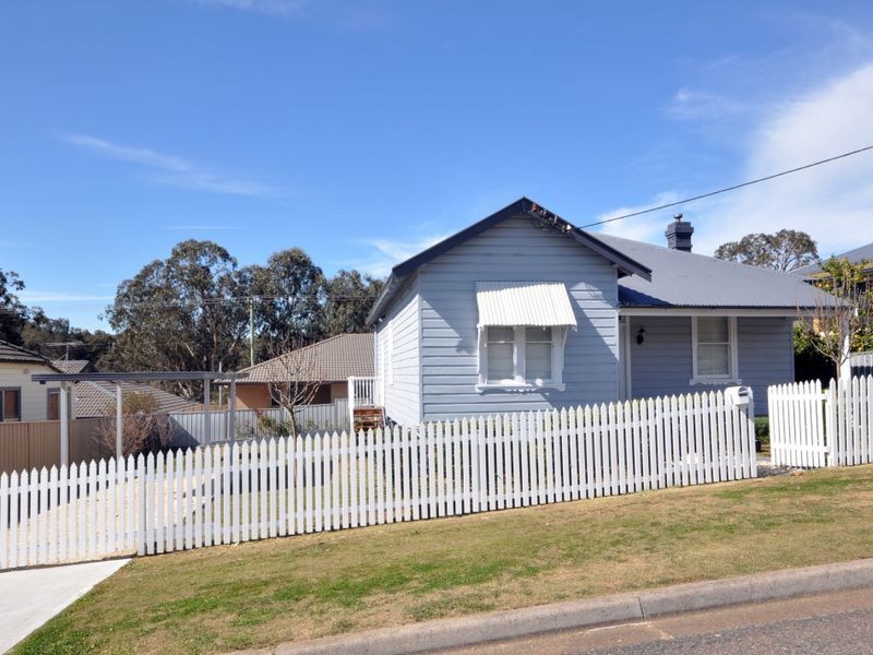 4 Mayfield Street, Cessnock NSW 2325