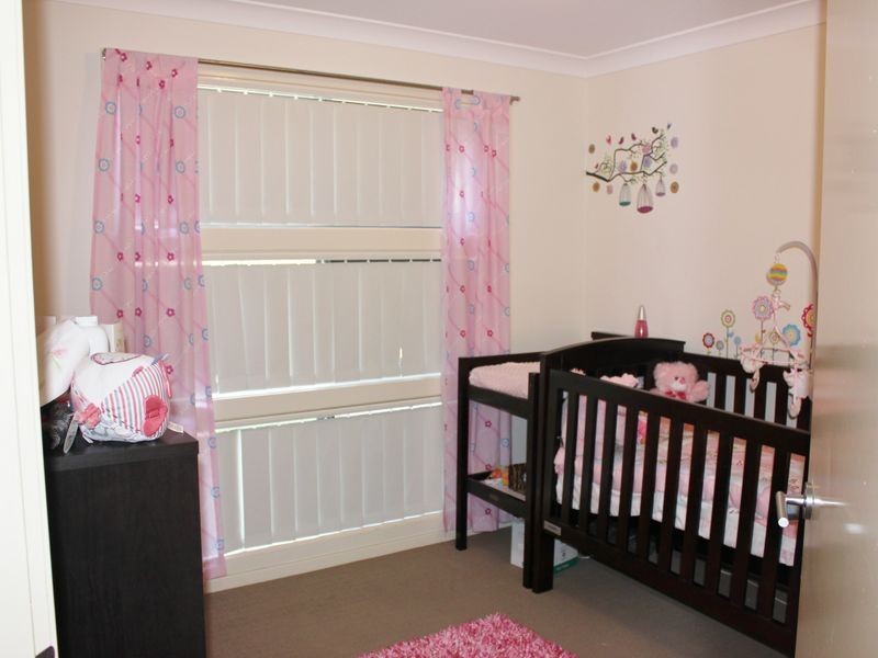 8 Finch Close, Cessnock NSW 2325