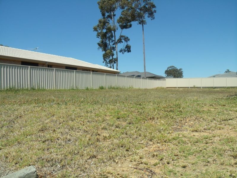 4 Drayton Grove, Cessnock NSW 2325