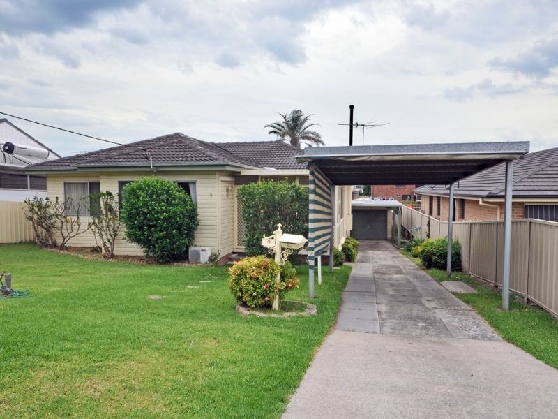 9 Melton Ave, Cessnock NSW 2325