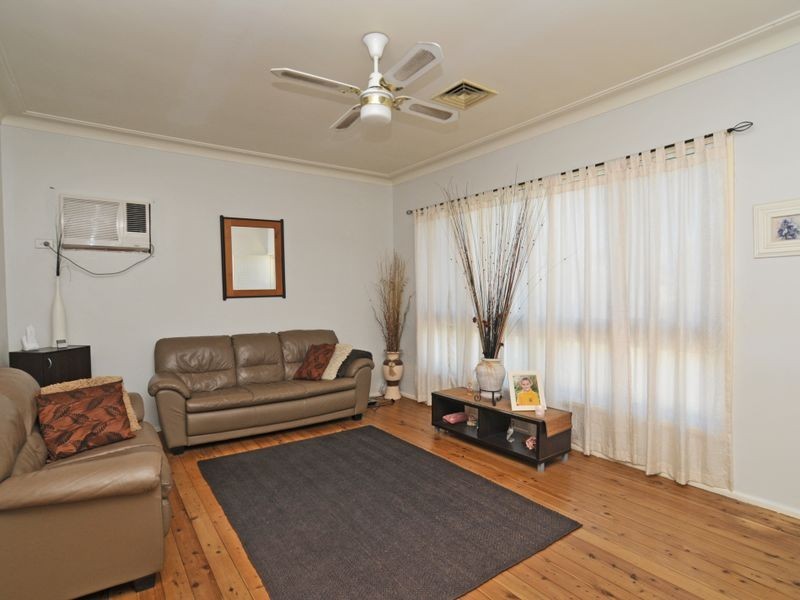11 Macquarie Avenue, Cessnock NSW 2325