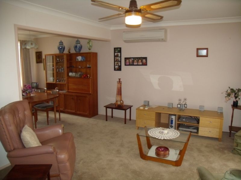 42 Blackwood Ave, Cessnock NSW 2325