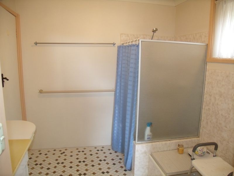 42 Blackwood Ave, Cessnock NSW 2325