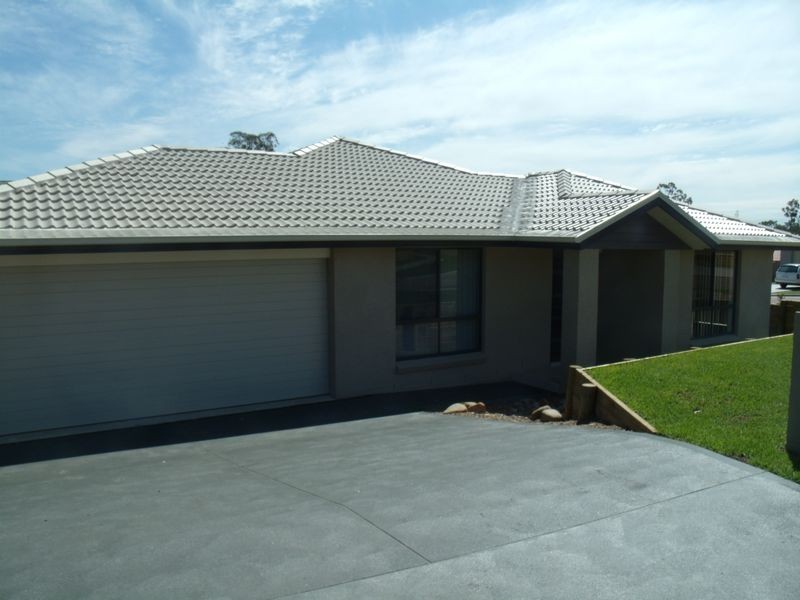 2 Traminer Grove, Cessnock NSW 2325