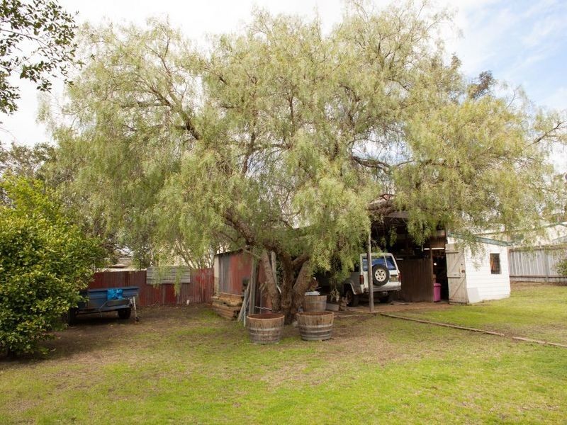 49 Daniel Street, Cessnock NSW 2325
