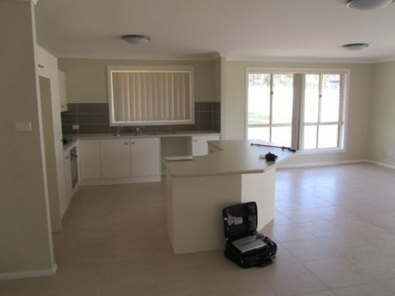 13 Duguid Close, Cessnock NSW 2325