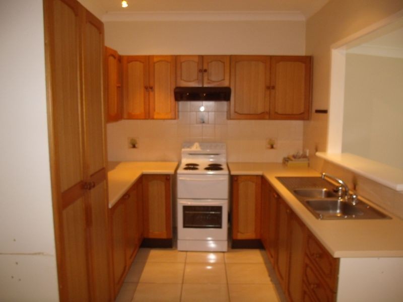 6 Stuart Street, Abernethy NSW 2325