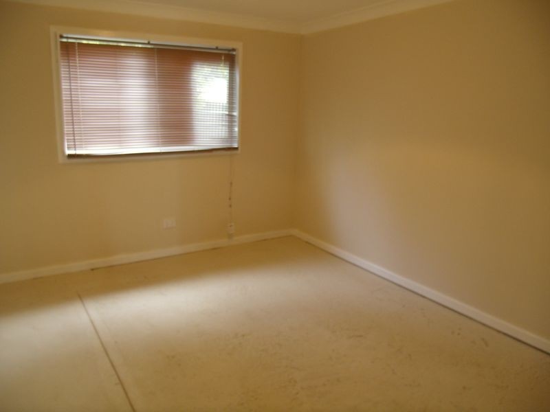 6 Stuart Street, Abernethy NSW 2325