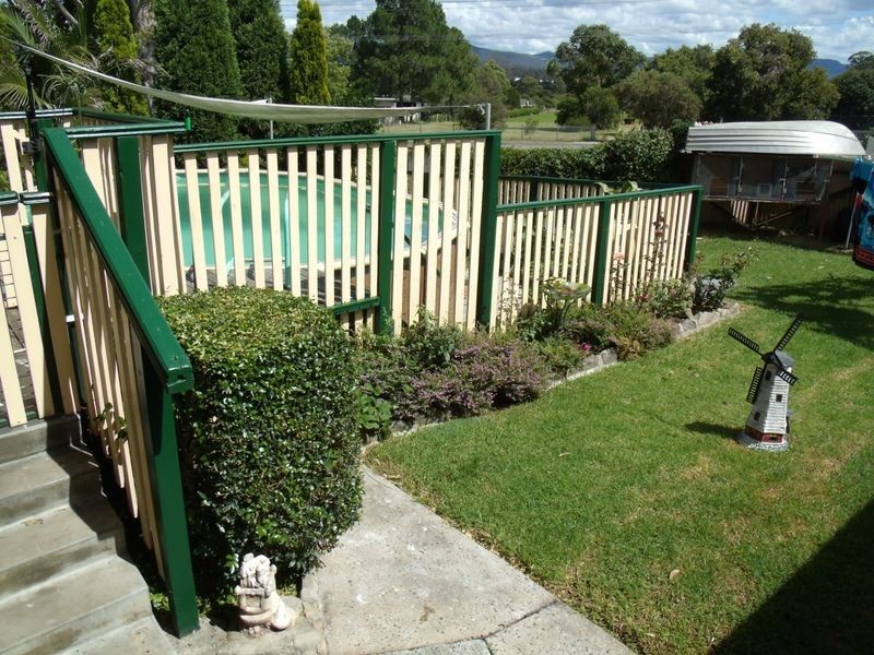 27 Alkira Ave, Cessnock NSW 2325